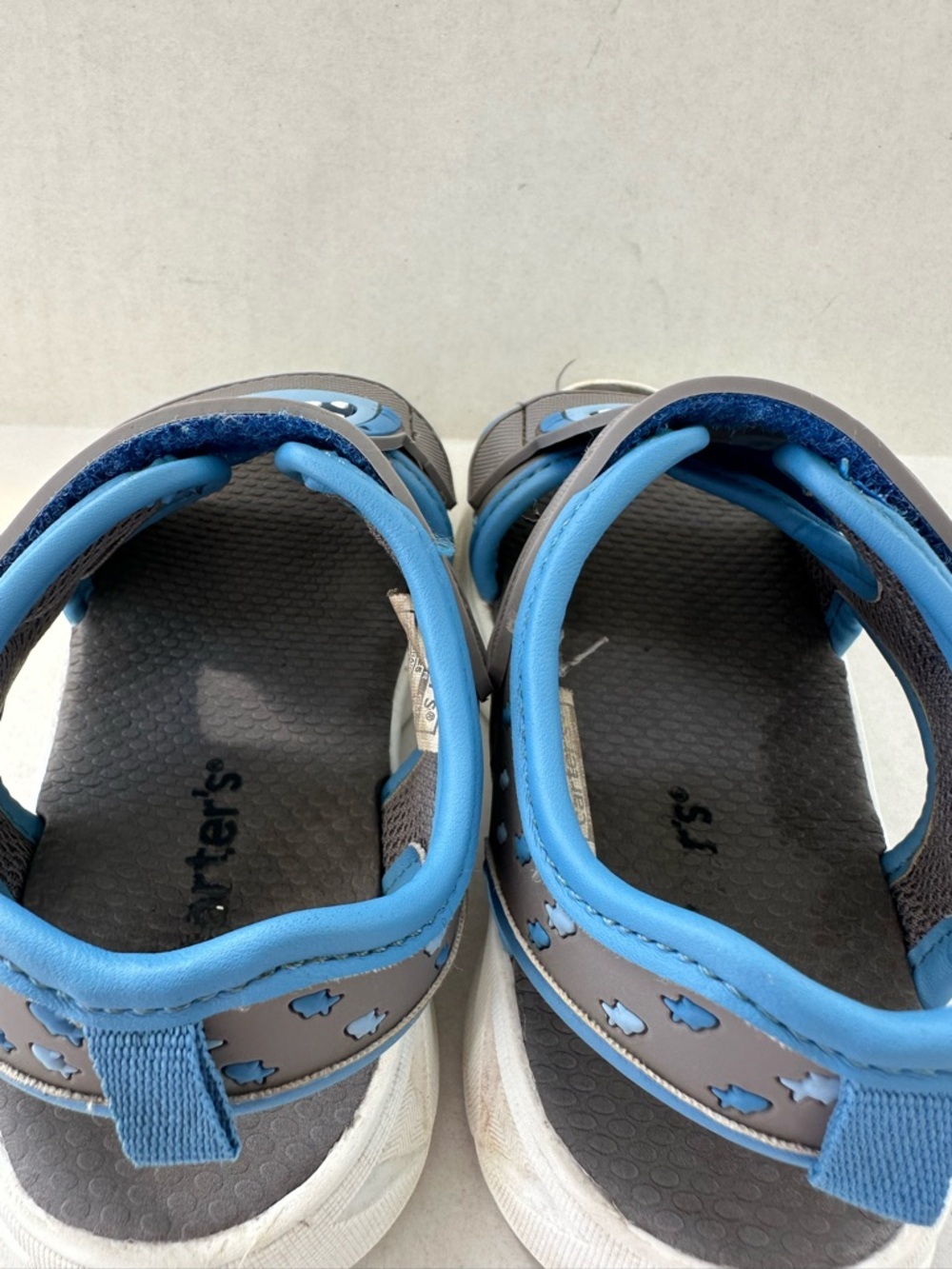 Carter's Toddler Boy Shark Sandals in Blue and Gray in Size 9 - Picture 12 of 14